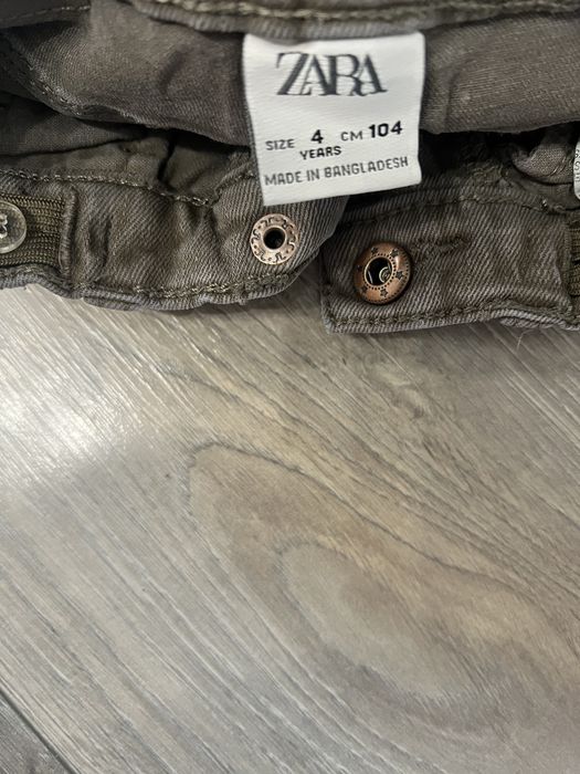 Детски дънки Zara