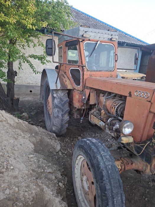 Продам трактор т40
