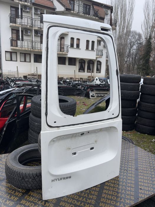 Врата Hyundai H1 H300