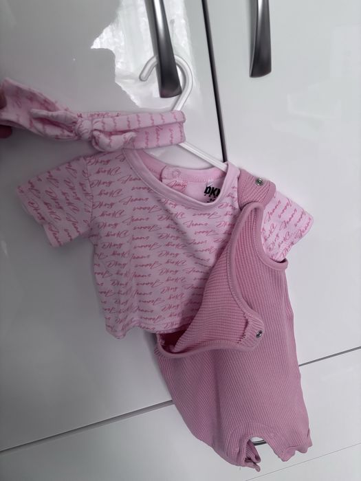 DKNY бебешки сет/ момиче/ сукман/ комплект
