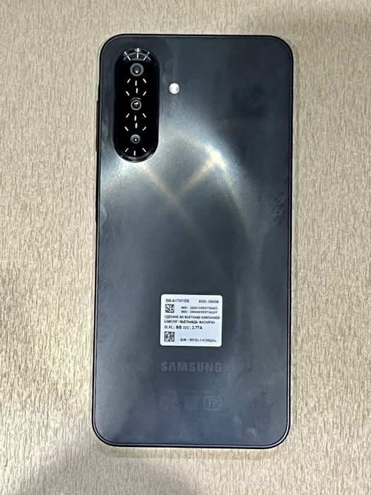 Продам samsung galaxy a17 8/256