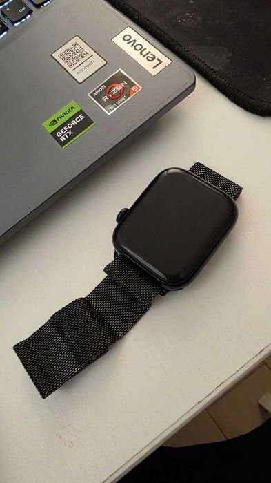 Apple Watch Series 9 GPS + Cellular, 45 mm, carcasă din aluminiu, culoare negru.