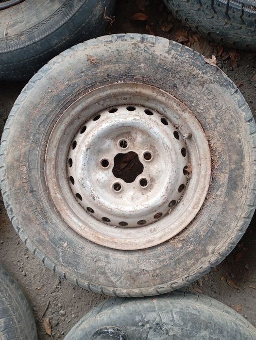 Продам диски с резиной