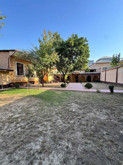 Продается дом в Мирзо-Улугбекском районе, Никитина (Турт Арык)