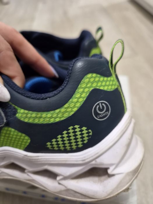 Маратонки за момче Adidas, Skechers