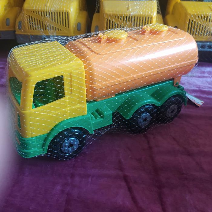 O'ptim o'yinchoqlar olami