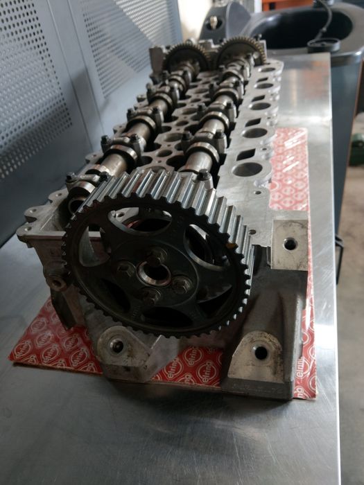 Цилиндрова глава 5 цилиндрово Волво D3 D4 D5