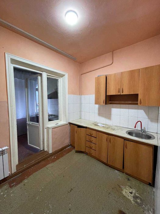 Продаётся квартира 4 комнатная, 1-54-22