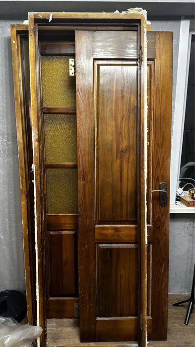 Отдам бесплатно двери