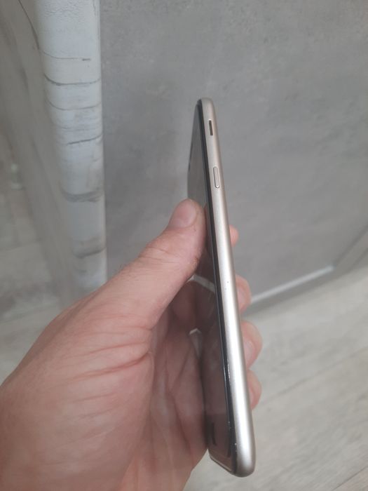 Телефон смартфон Samsung a6