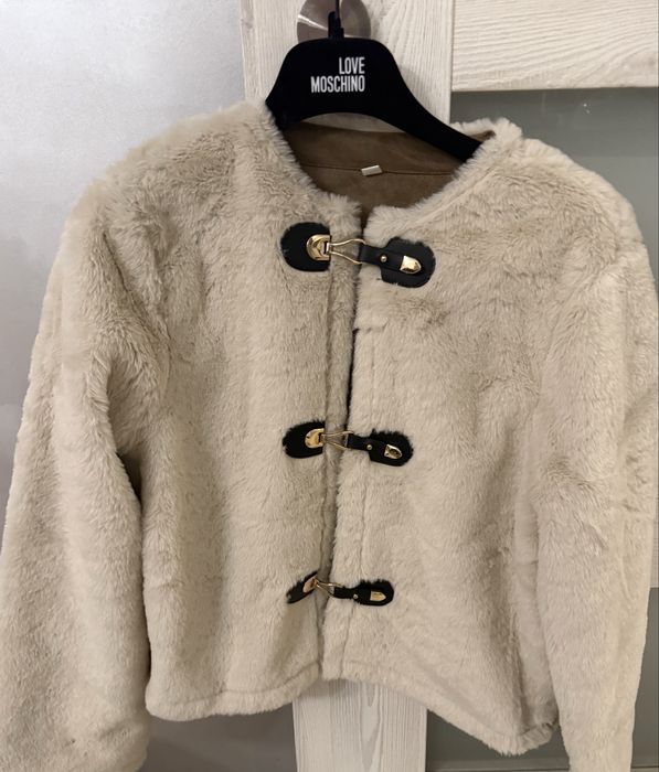 Пухкаво яке/жилетка по модел на Zara