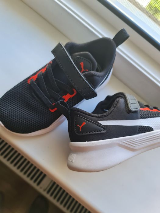 Adidasi puma copii nr 25