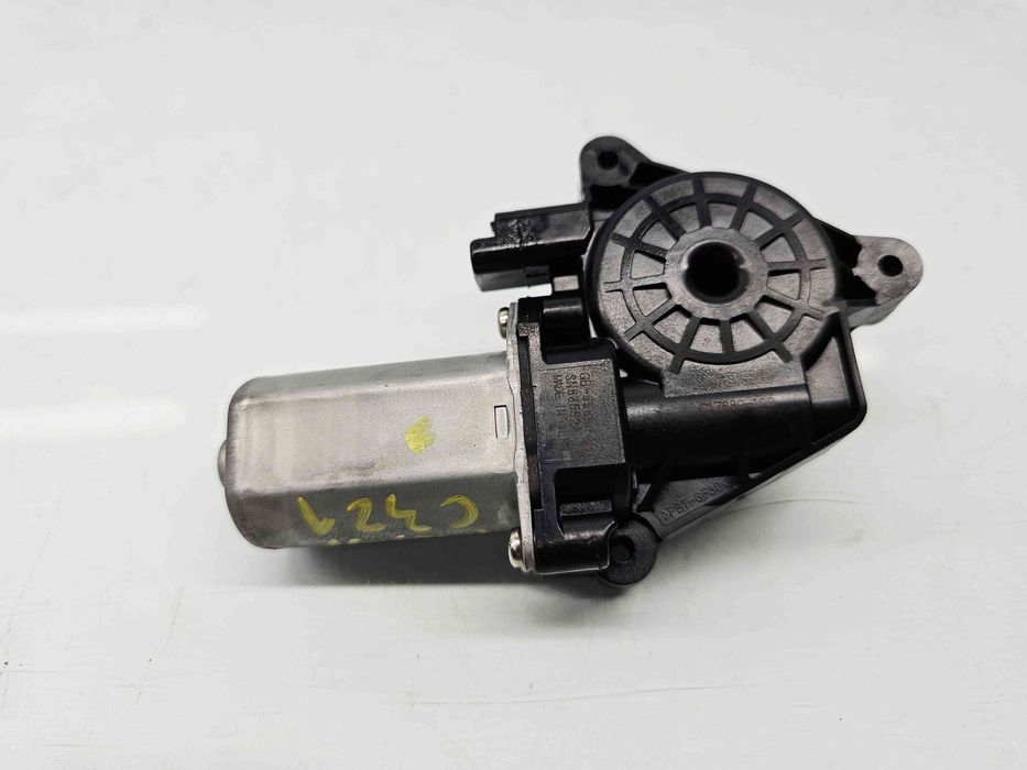 Motoras geam dreapta spate Renault Kadjar [Fabr 2015-prezent] C1768910