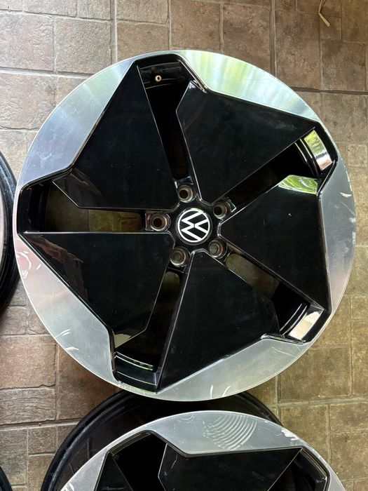 Оригинални джанти Volkswagen VW ID 20" 5х112