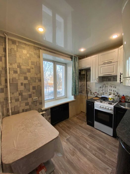 Продам 2 ком квартиру рн УЮТ