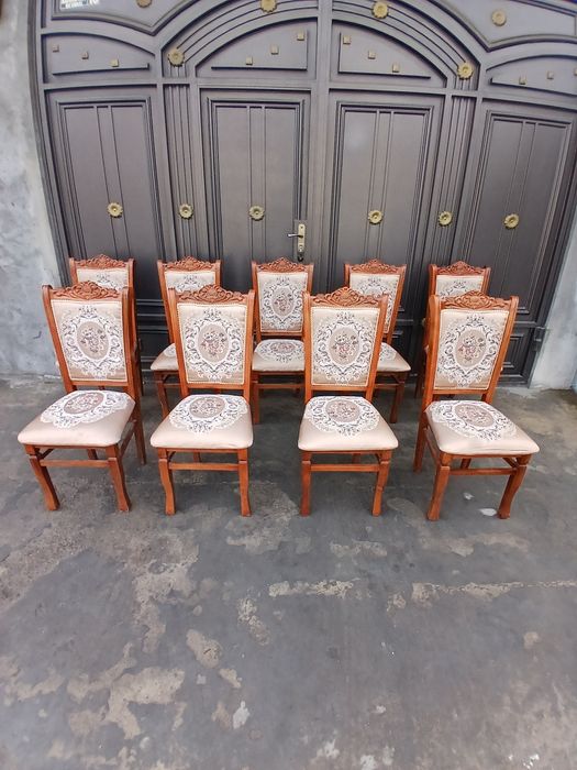 Prakatga stul zontik (4×8) shirma prakatga beriladi. 24/7