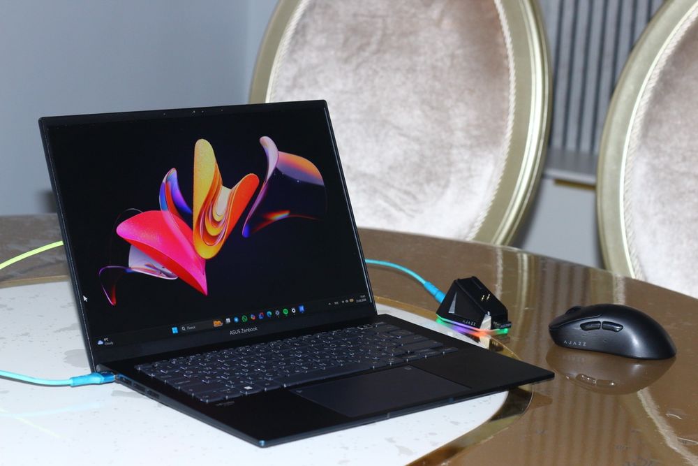Ультрабук Zenbook 14  oled