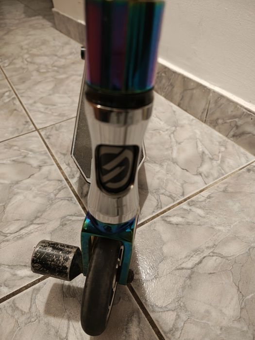 Vând trotineta Oxelo pentru peripeții SC MF 3.6 V5 NEO CHROME
