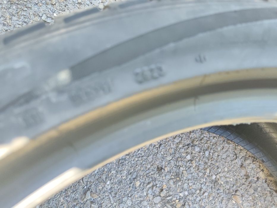 285/40/23" 3броя Pirelli scorpion zero, dot2823,6-7mm