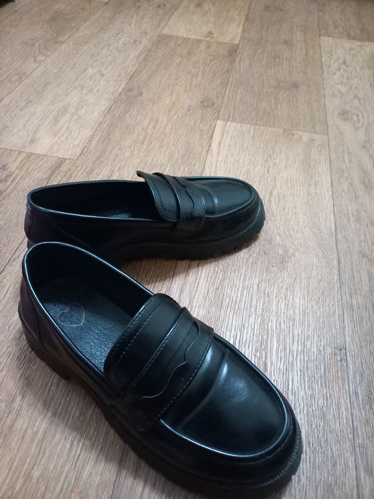 Школьные туфли для девочек