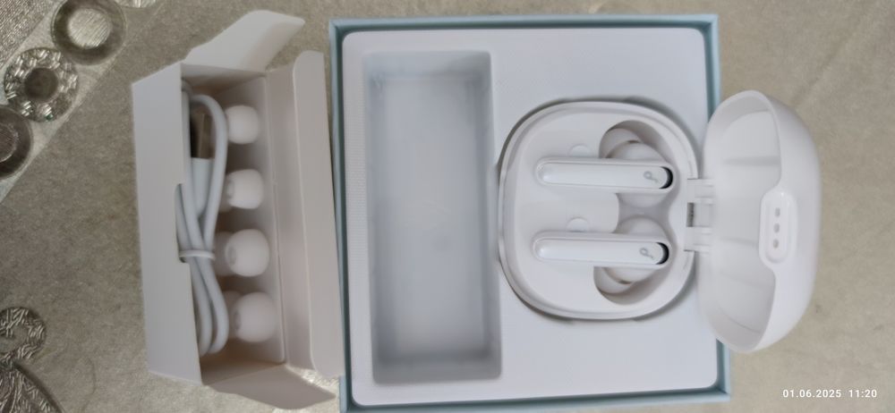 Продам  новые  Беспроводные наушники Anker Soundcore Life Note 3