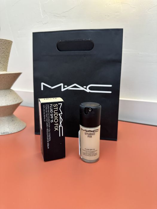 Тональный крем MAC Studio fix