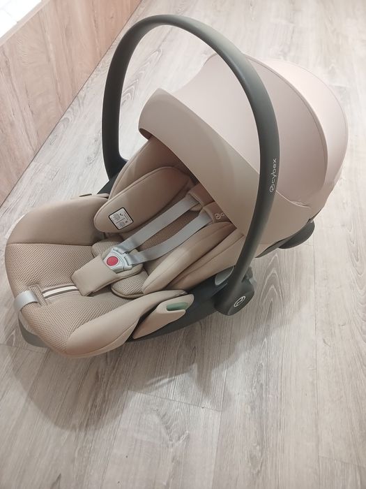 Столче за кола Cybex Cloud G i-Size Plus (Almond Beige) + адаптери за количка