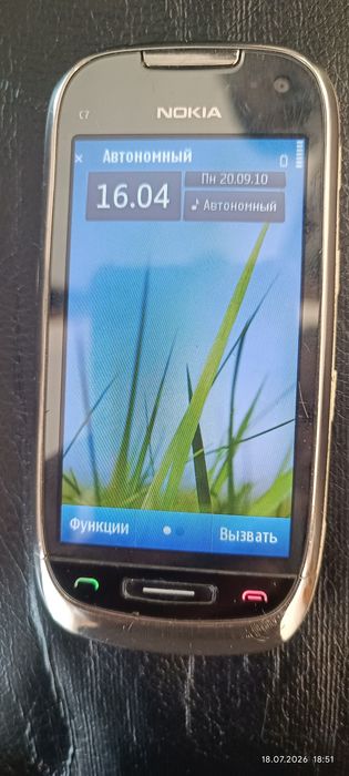 Продам нокиа с7 все работает