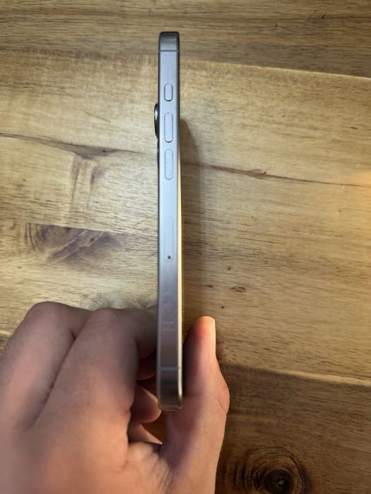 Apple iphone 16 PRO 128gb