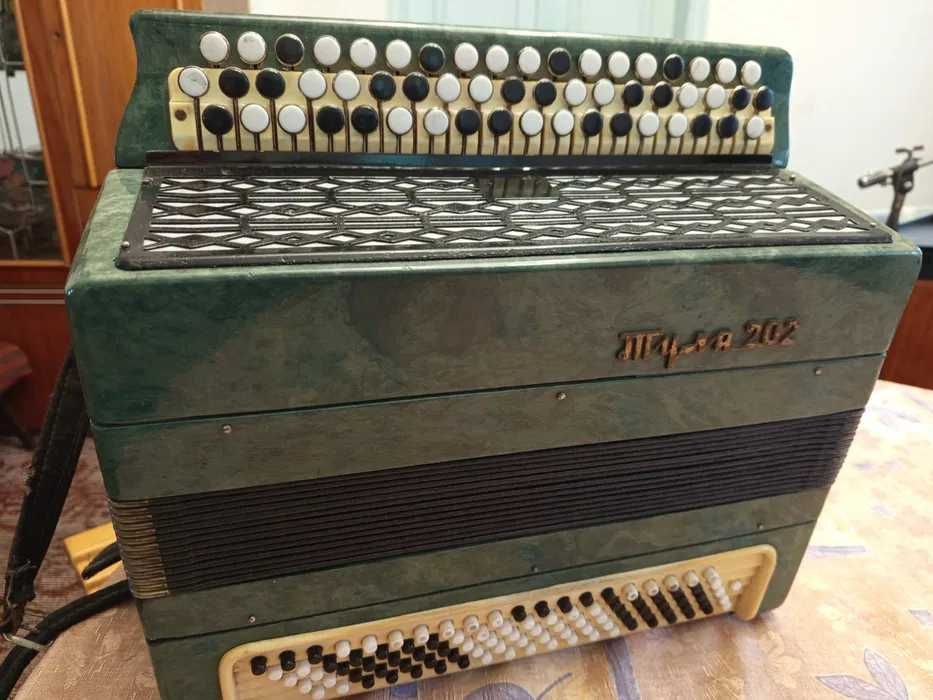 Баян Тула 202 отличном состояние