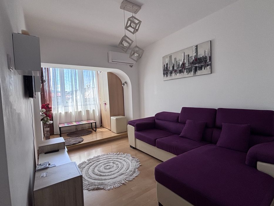 Inchiriez apartament 2 camere , ultracentral