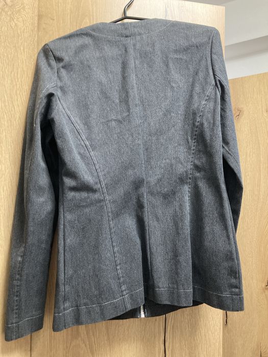 Дамско сако ново  малък размер