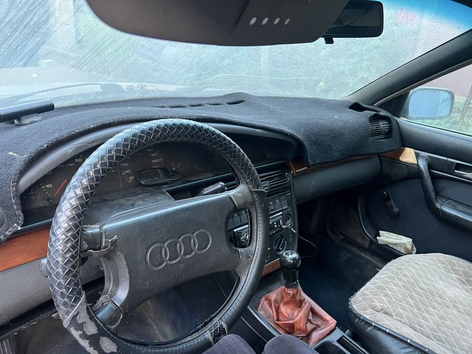 Ауди 100 с4 1991г 2.3