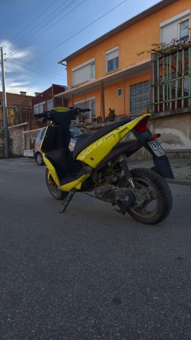 Продавам скутер с ДОКУМЕНТИ