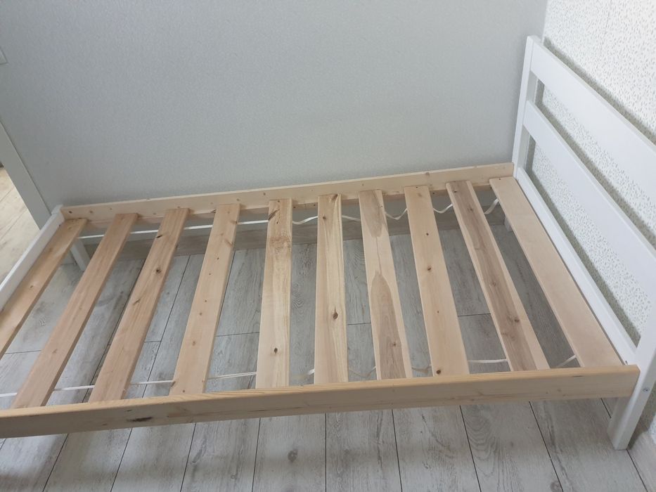 Кровать , новый , 90/170, дерева ,