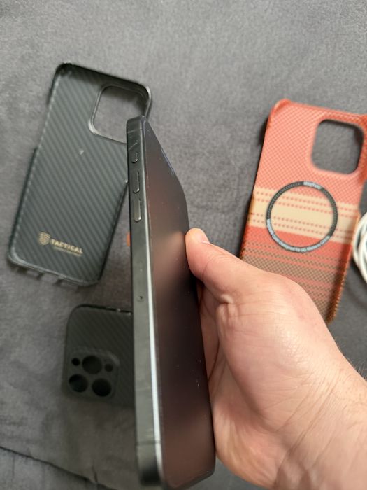 Iphone 15 pro max / garantie/ 100%/8 cicluri