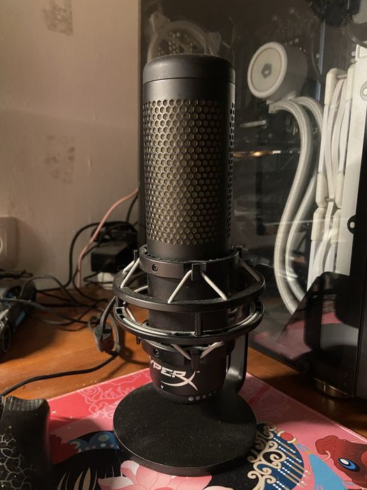 Микрофон HyperX черный