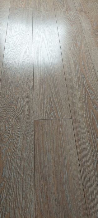 Намален - Паркет с дебелина 12 мм.