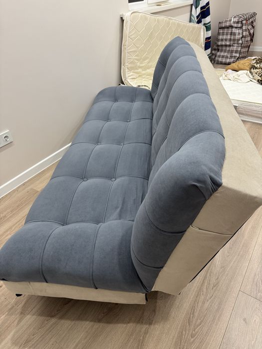 Диван домашний , б/у .