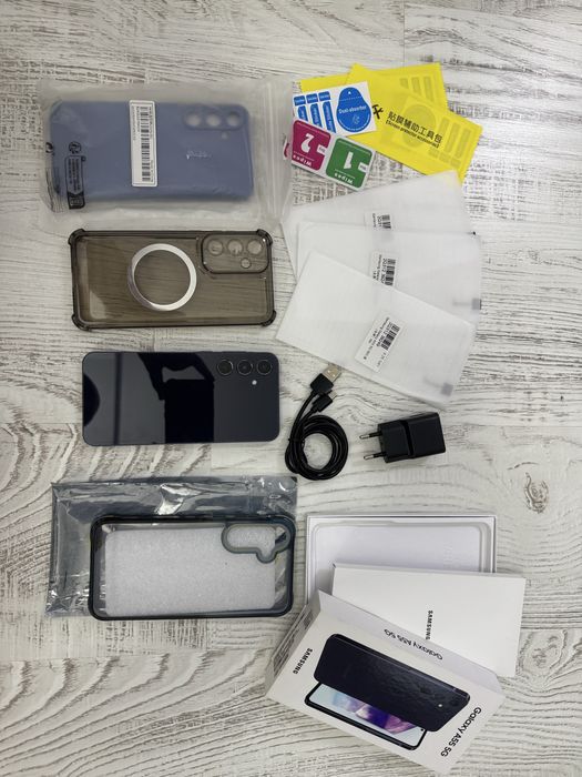 Samsung Galaxy A55 5G 256GB ca NOU Full Box + Huse + Folii