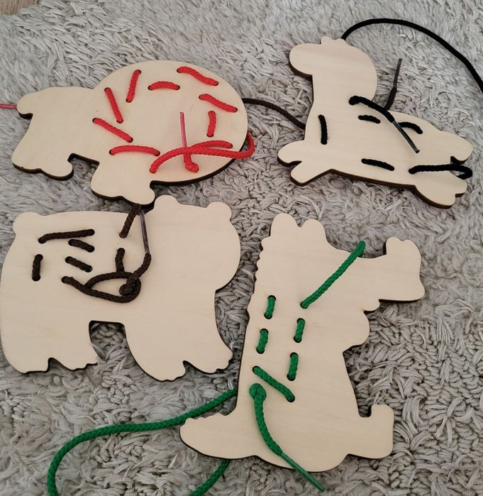 Шнуровка деревянная