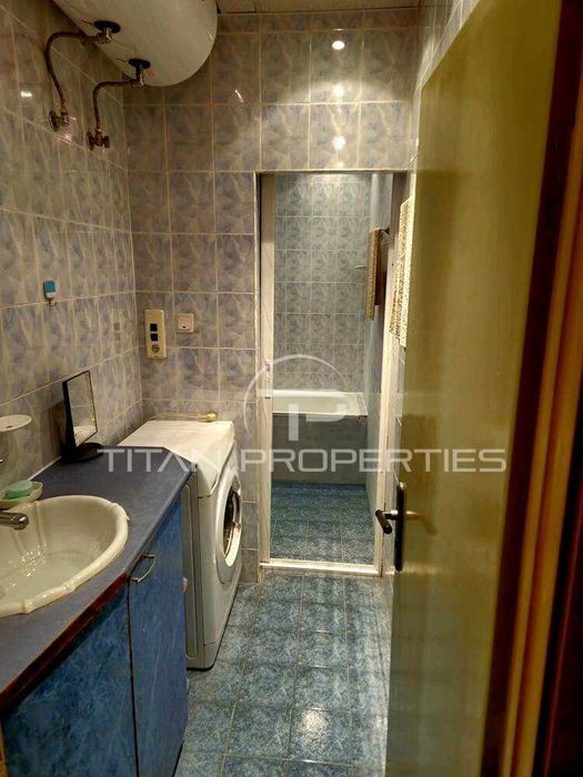 Продава се Тристаен апартамент в Пловдив, Център - 92 кв.м за 1490 €/кв.м - Снимка #6