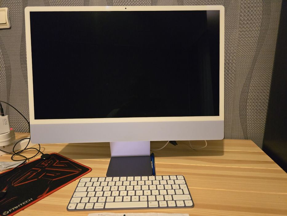 iMac 24" отлично състояние