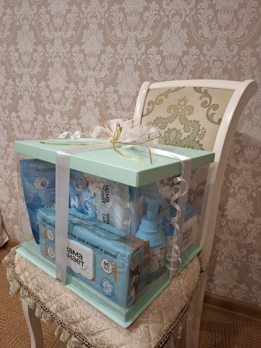 Қоржын боксы с брендом Мама знает