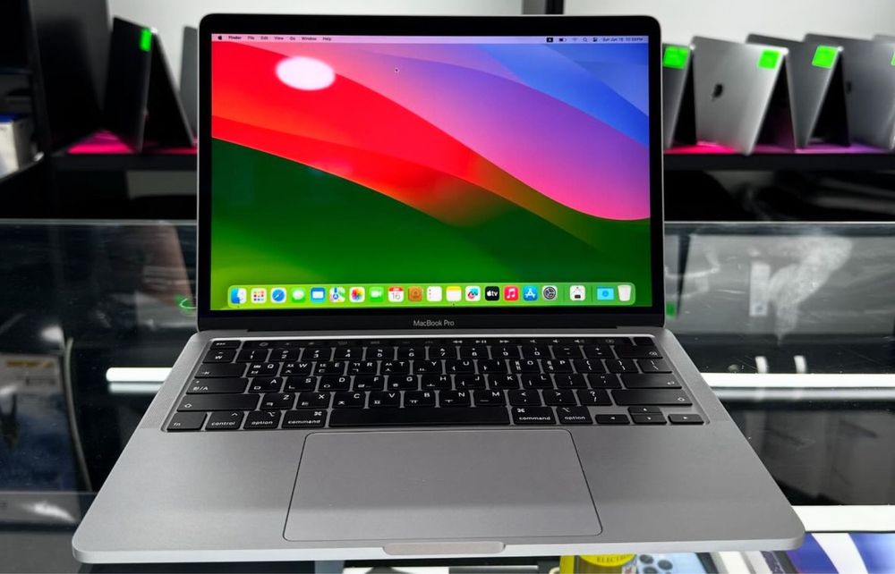 Macbook pro 2019/20 intel core I5 256/16Gb space gray
