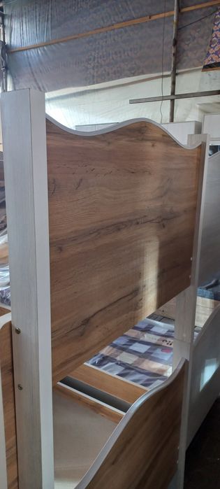 Kravat 2etaj bollar uchun Juda qulay