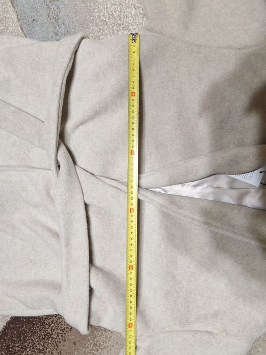 Palton Bej Mărimea S cu blană artificială