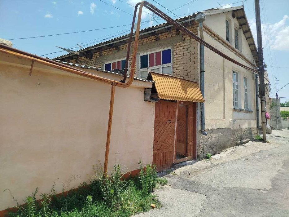 Продается до с земельным участком