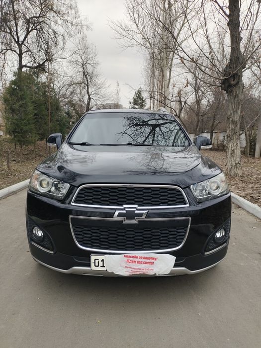 Captiva 3 Avtomat rangi qora benzinda yurilgan xolati butun.