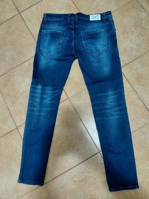 Страхотни мъжки дънки